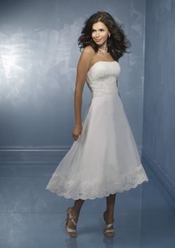 wedding-dress-intermission-3978837