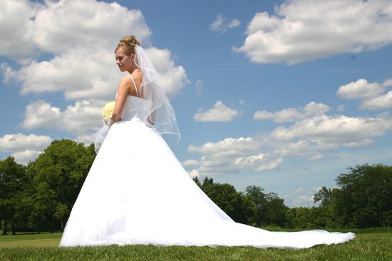 wedding-dress-04-5584846